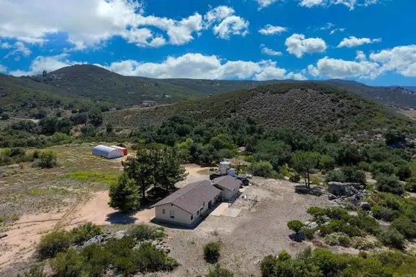 27820 Golden Eagle Road, Ramona, CA 92065