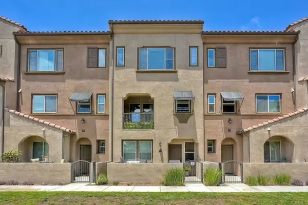 1576 CASTILLO Way  #45, Vista, CA 92081