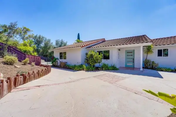 10236 Lake Meadow Lane, Escondido, CA 92026
