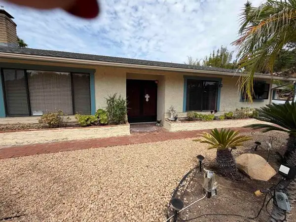 1154 Monte Vista Dr, Vista, CA 92084