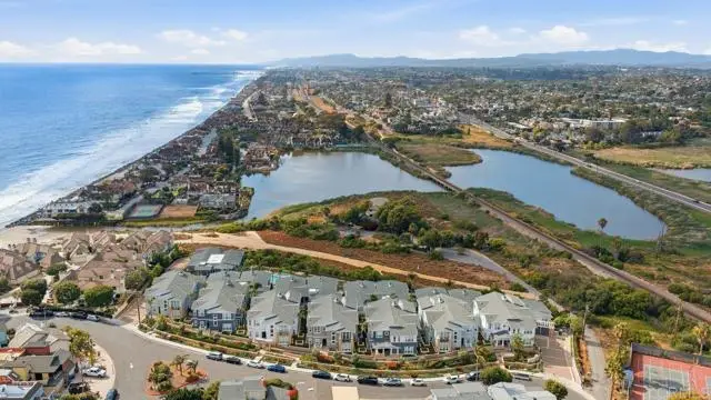 2363 Ocean Street, Carlsbad, CA 92008 - #3