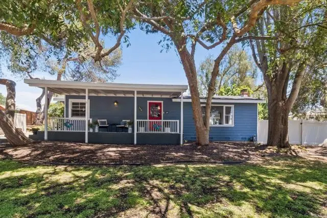 916 Sunset Dr, Vista, CA 92081 - #1