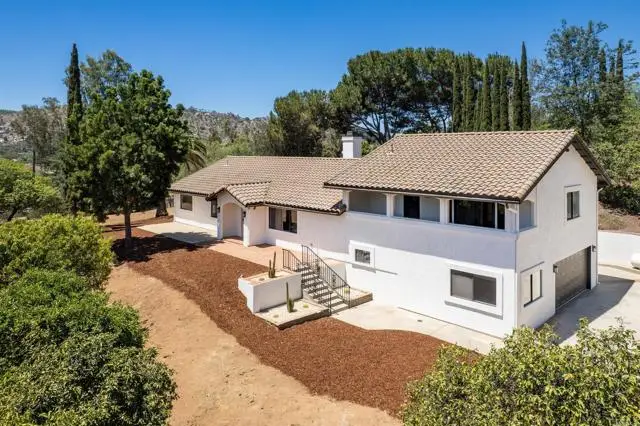 1650 Silver Tree Lane, Escondido, CA 92026 - #2