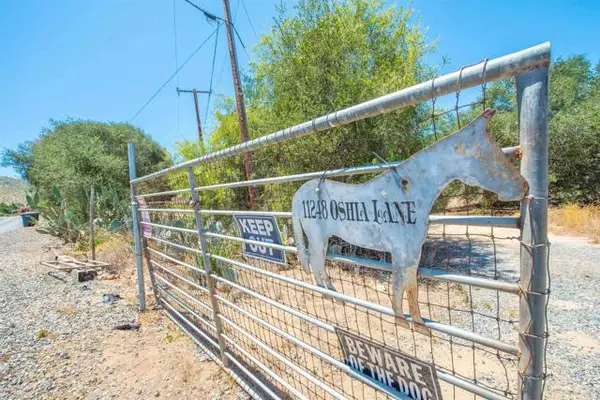 11248 Oshia Lane, Valley Center, CA 92082