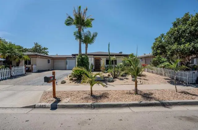 885 Via Felicidad, Vista, CA 92084 - #2