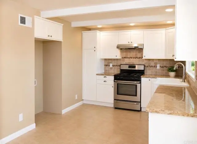 844 Raintree Place, Vista, CA 92084 - #3