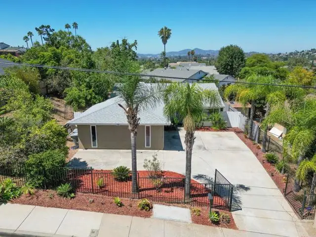 1161 Rose St, Escondido, CA 92027 - #2