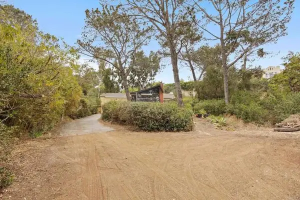 Serpentine Drive, Del Mar, CA 92014