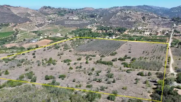 9927 Modrigan Lane, Fallbrook, CA 92028
