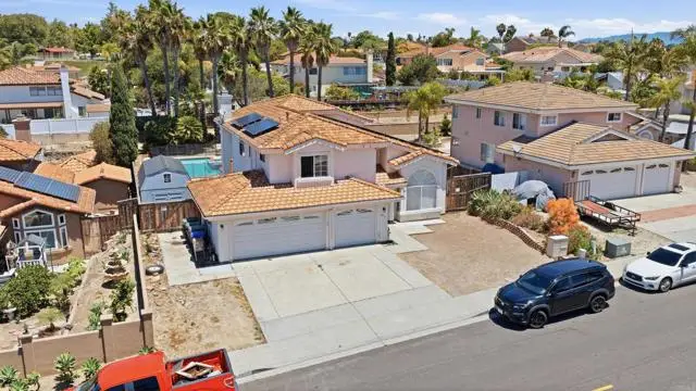 2077 Westwood Road, Vista, CA 92083 - #2