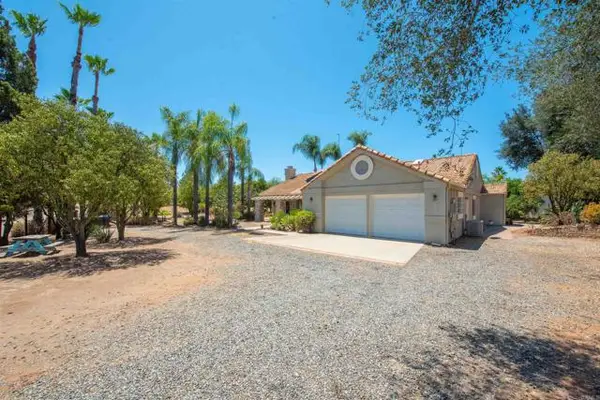 15950 Mactan Ln, Valley Center, CA 92082