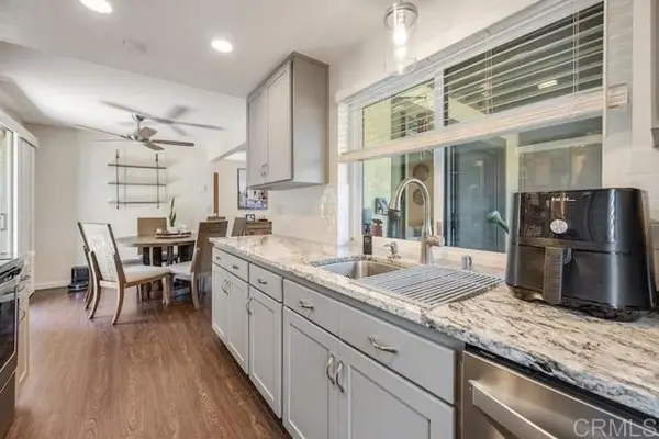 7320 Park Ridge Dr  #113, San Diego, CA 92120