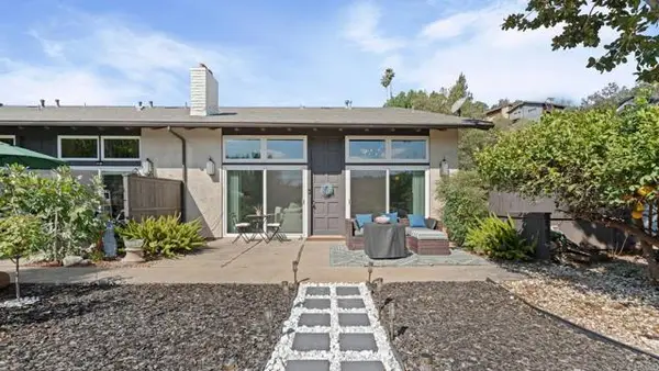 3404 Oak Cliff Drive  #5, Fallbrook, CA 92028