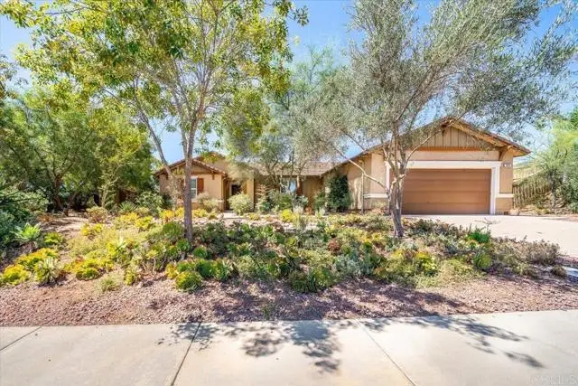 352 Tom McGuinness Jr Circle, Fallbrook, CA 92028 - #2