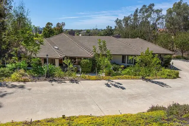3911 Alta Vista Drive, Fallbrook, CA 92028 - #3