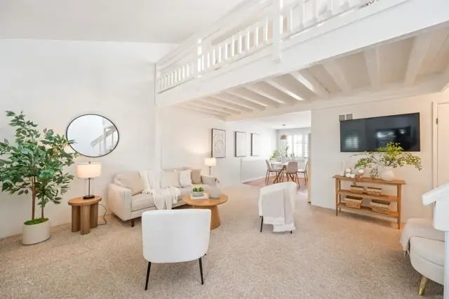 318 Juniper Avenue  #10, Carlsbad, CA 92008 - #2