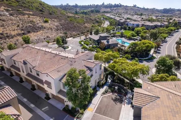 3131 Asto Pl, Carlsbad, CA 92010