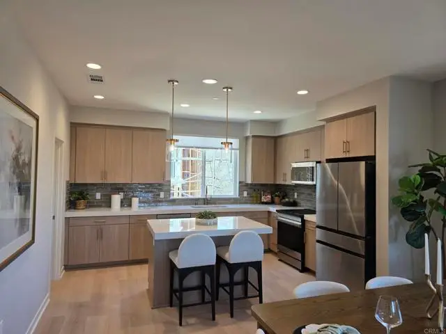 2604 Vibrant Glen, Escondido, CA 92026 - #1
