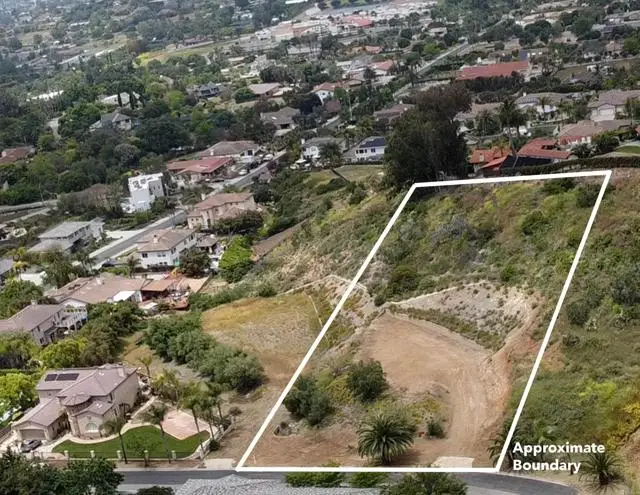 132 Luzeiro Drive, Vista, CA 92084 - #1