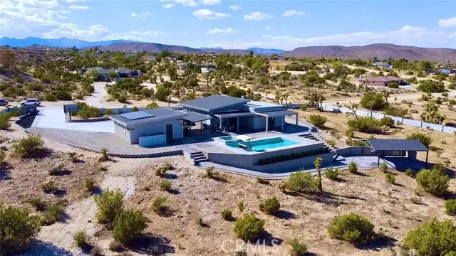 5323 Wallaby Street, Yucca Valley, CA 92284 - #2