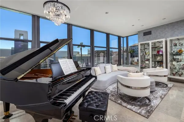 345 Colorado Boulevard  #404, Pasadena, CA 91101