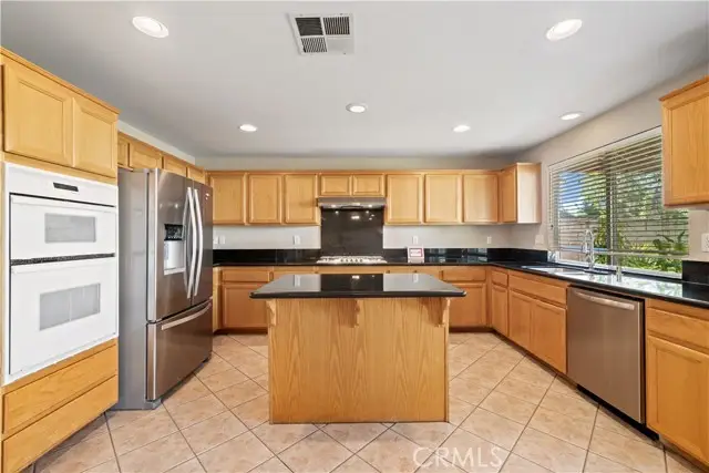 39 Hemingway Court, Trabuco Canyon, CA 92679 - Image #3