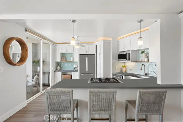 310 Fernando Street  #303, Newport Beach, CA 92661 - Image #3