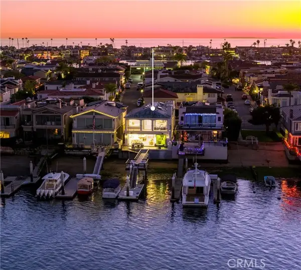 704 Via Lido Nord, Newport Beach, CA 92663