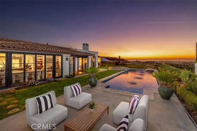 1033 Tiller, Corona Del Mar, CA 92625 - Image #1