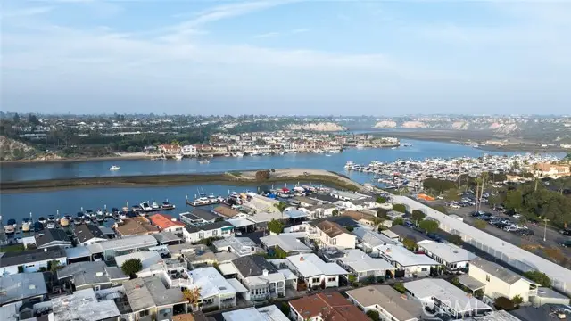 307 Lexinton Circle, Newport Beach, CA 92660 - Image #2