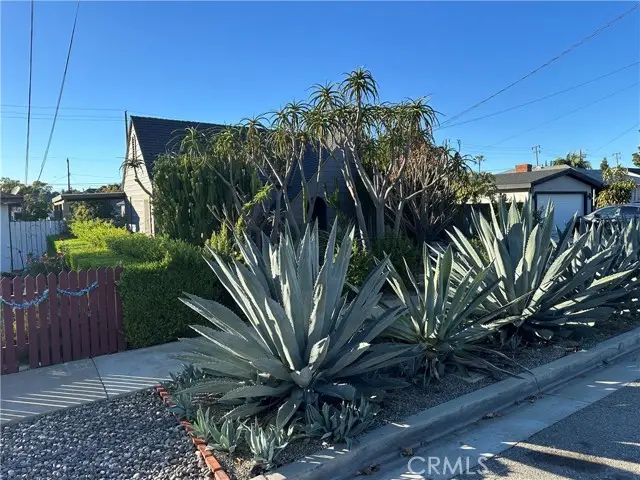 310 Waverly, Orange, CA 92866 - Image #2