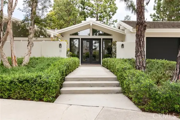 11 Greenbriar, Newport Beach, CA 92660