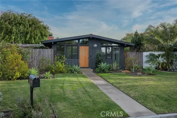 1956 Rosemary Place, Costa Mesa, CA 92627