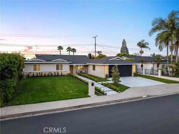 1608 Elm, Costa Mesa, CA 92626