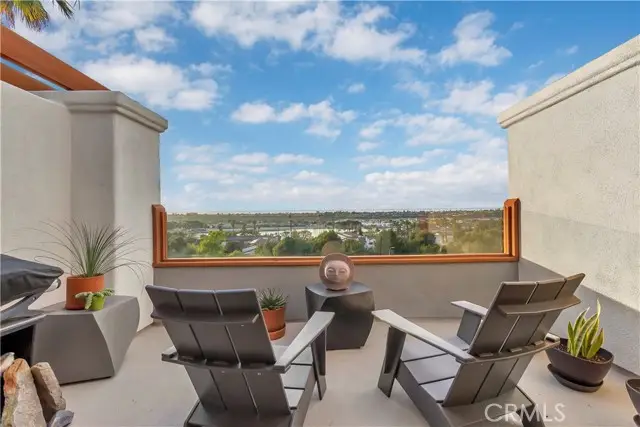 128 Villa Point, Newport Beach, CA 92660 - #1