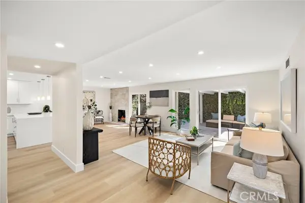 359 Ravello Lane, Costa Mesa, CA 92627