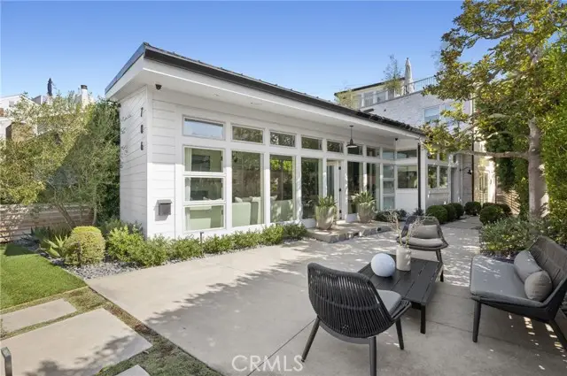 706 Poinsettia, Corona Del Mar, CA 92625 - #1