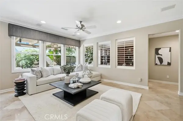 6 Versailles, Irvine, CA 92602