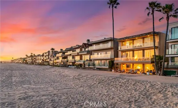 67 A Surfside Avenue, Surfside, CA 90743
