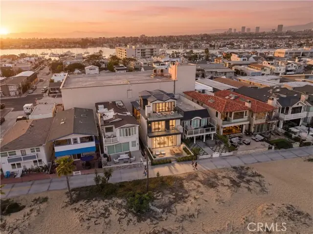 306 Oceanfront, Newport Beach, CA 92661 - #1