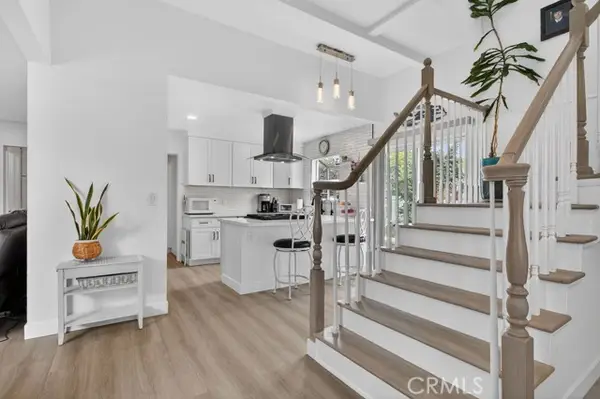 1010 19th, Costa Mesa, CA 92627
