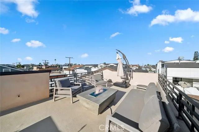 417 Poinsettia Avenue, Corona Del Mar, CA 92625 - #1