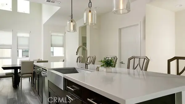 1648 Topanga, Costa Mesa, CA 92627