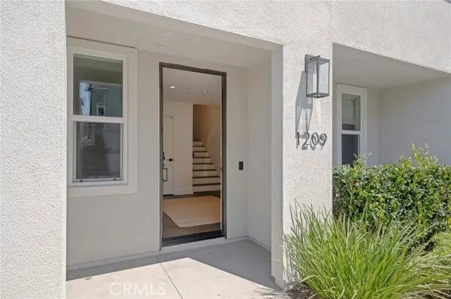 1209 Winslow, Newport Beach, CA 92660 - #2