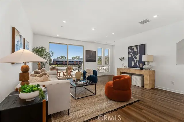 117 Placemark, Irvine, CA 92614 - #2