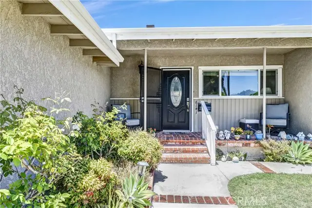 6141 Huntdale Street, Long Beach, CA 90808 - #2