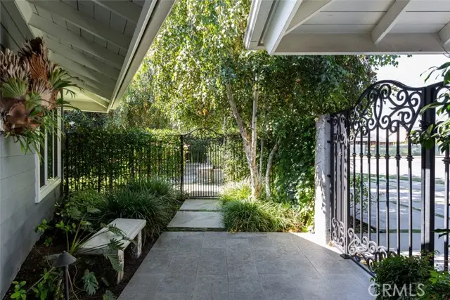 2043 Capella Court, Costa Mesa, CA 92626 - #3