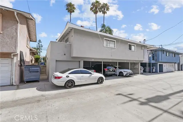 741 18th, Costa Mesa, CA 92627 - #1