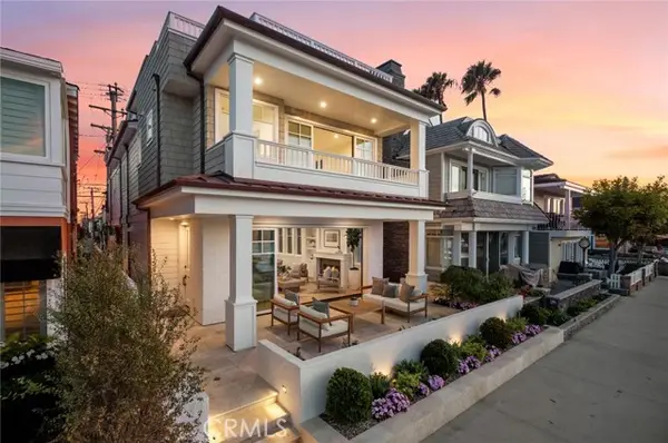 1105 Bay Front, Newport Beach, CA 92662