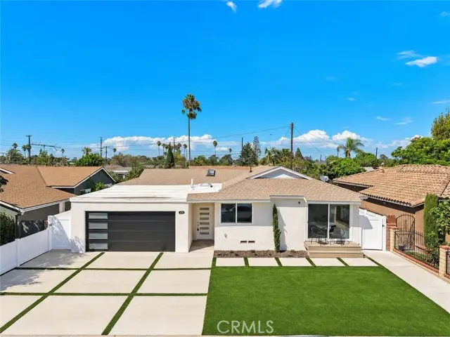 674 Senate Street, Costa Mesa, CA 92627 - #1